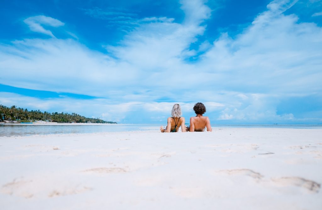 couple looking at sea